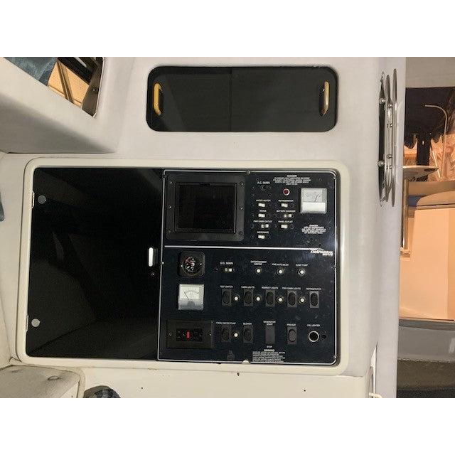 1992 CHAPARRAL SIGNATURE 28 – START ENJOYING LIFE ON THE WATER NOW!