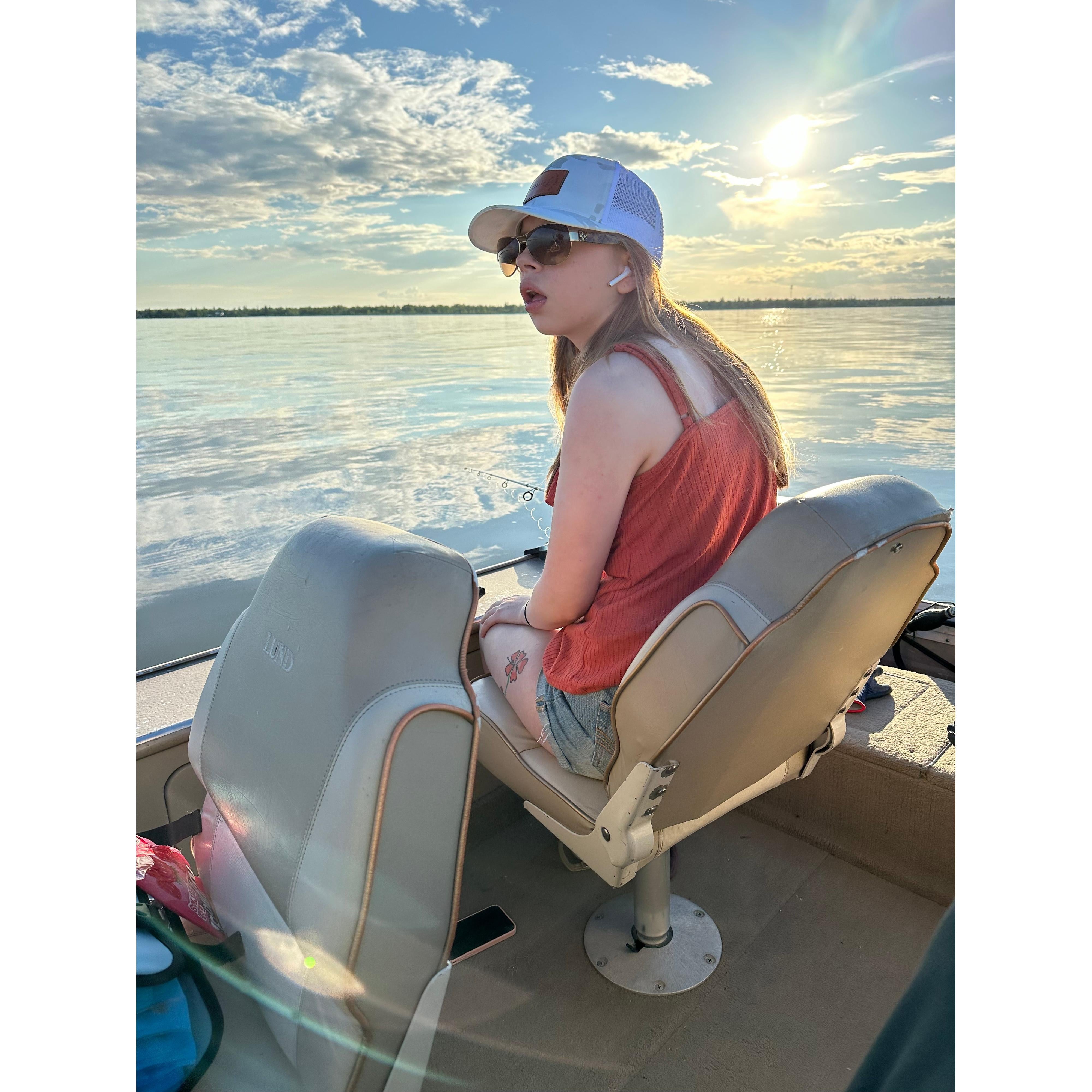 SOLD 1996 LUND PRO-V w/ 150 HP EVINRUDE SOLD