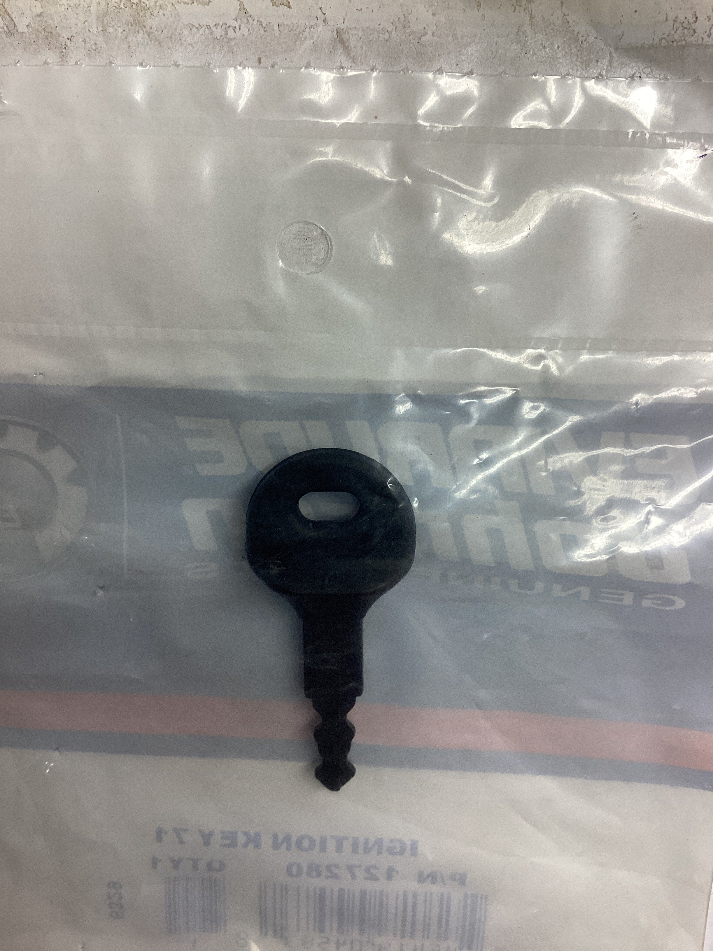 IGNITION KEY 71 - 96 SERI P/N 127280
