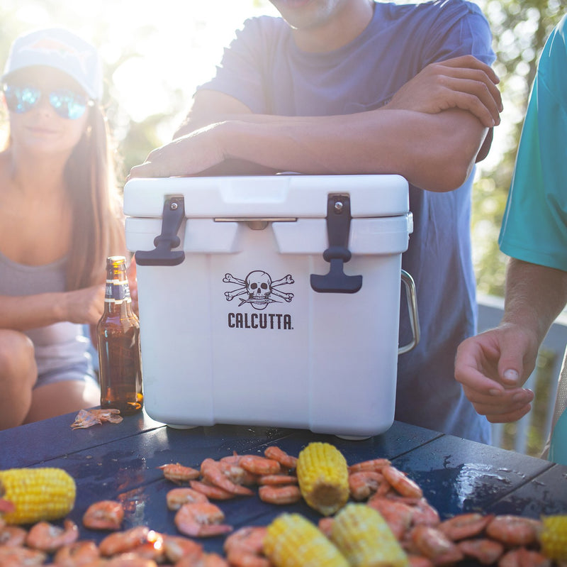 Renegade Cooler 11 Liter Roto molded, W/ handle, White