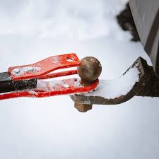 Eskimo® EZ-Stow Pivoting Tow Hitch